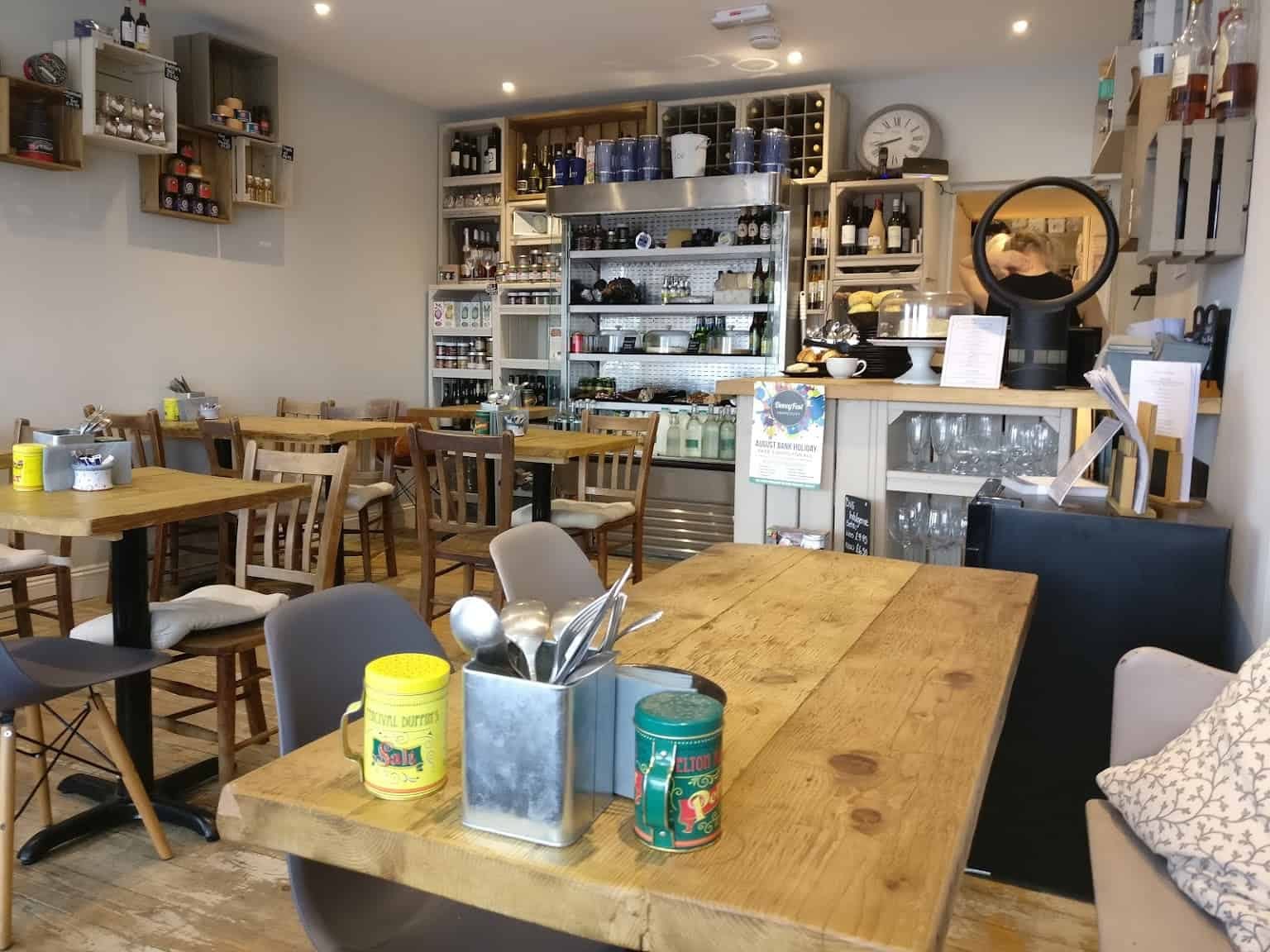 Coast Deli & Dining